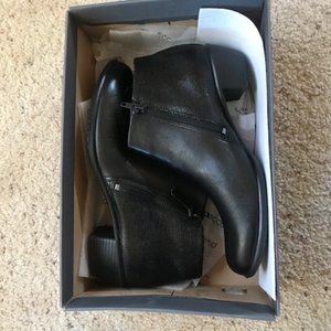 ecco Boots-Black
